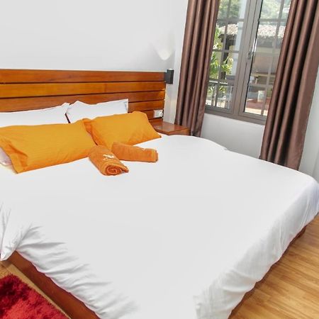 Phoenix Apartments Виктория Экстерьер фото