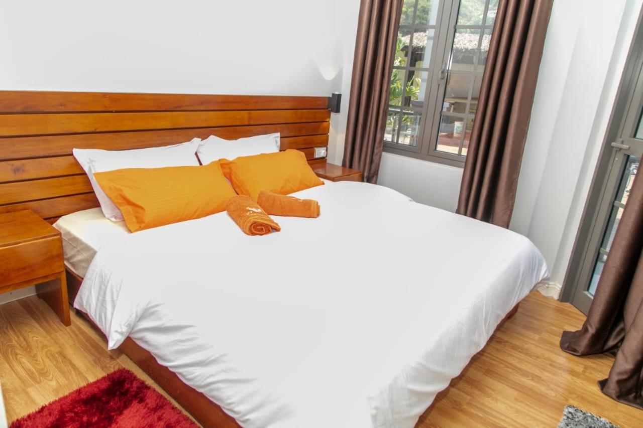 Phoenix Apartments Виктория Экстерьер фото
